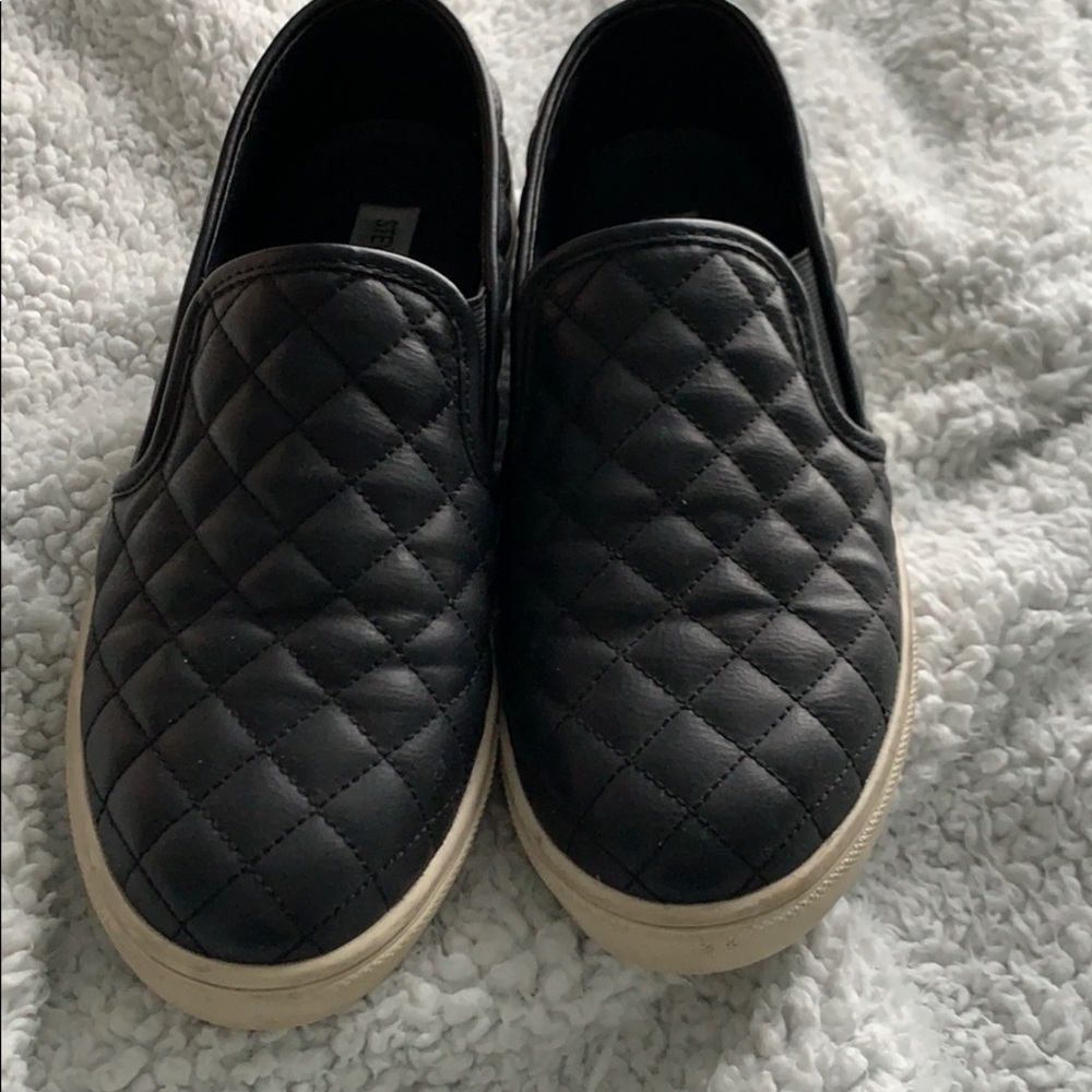 Black quilted Steve Madden Slip-on sneaker